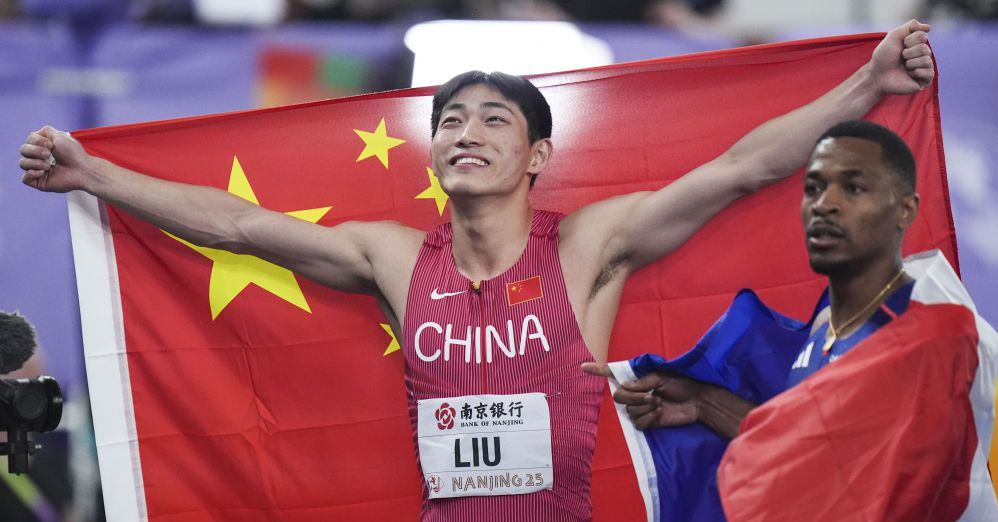 罗马诺：拜仁已经在考虑为伦纳特-卡尔再提供一份新合同