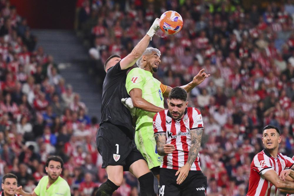 博主：弥漫些许离别味道，个别国安球员已从基地搬走私人物品